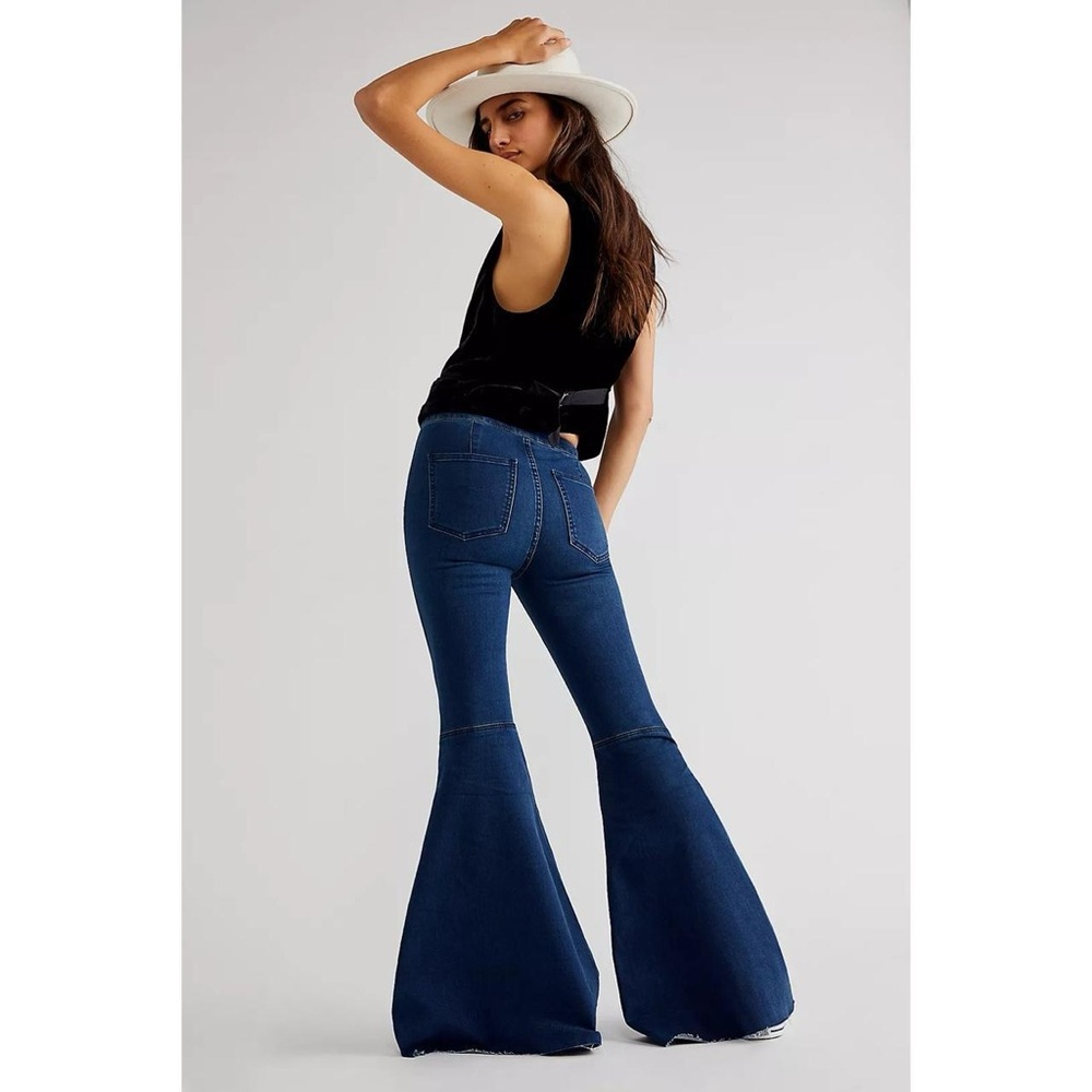 Free People Flair Jeans